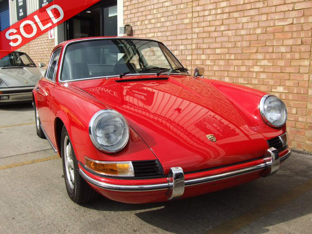 Porsche 911T 1970 Coupe 2.2L Engine LHD Red Manual Gearbox