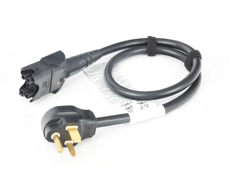 Charge cable for mains socket 7PP971678AQ