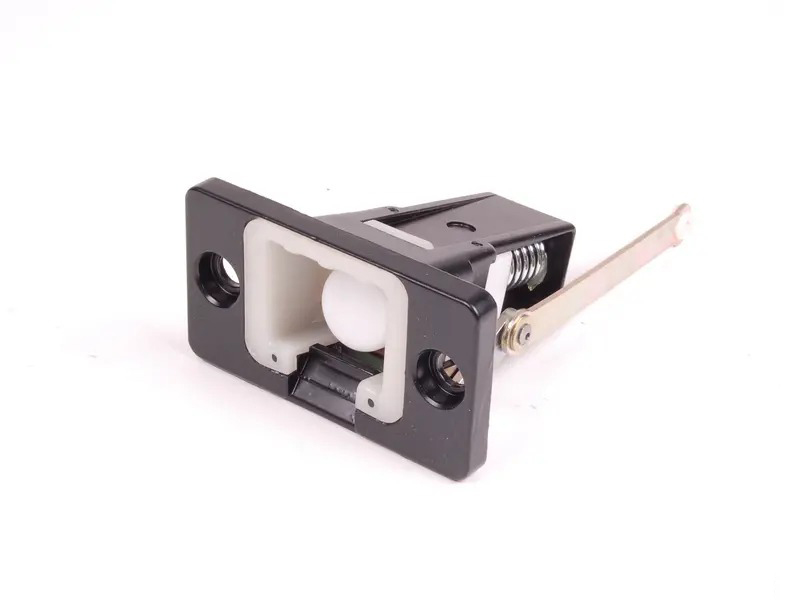 Lid lock 92851205520