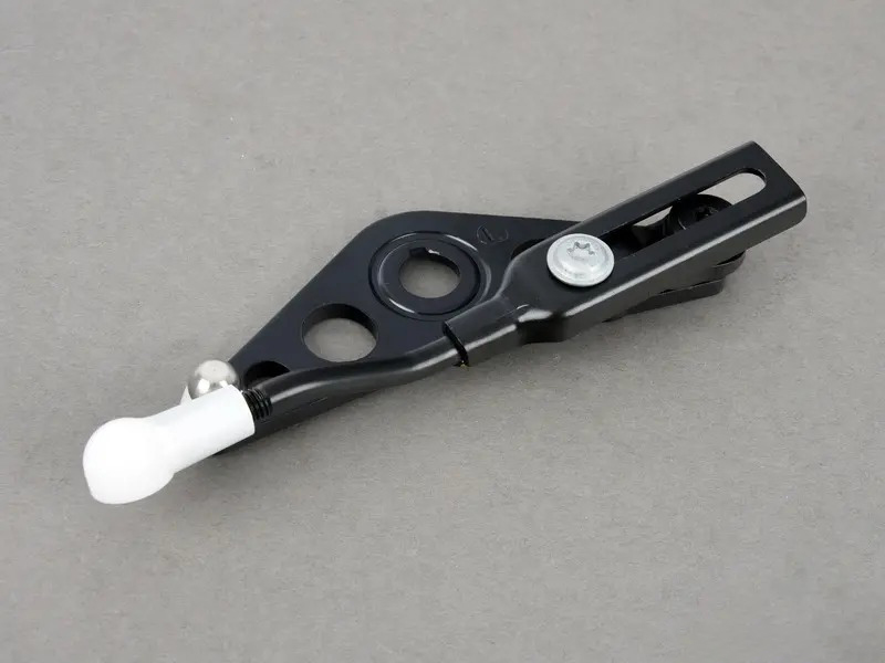 Adjusting lever. This part number supersedes to 98756127704 98756127703