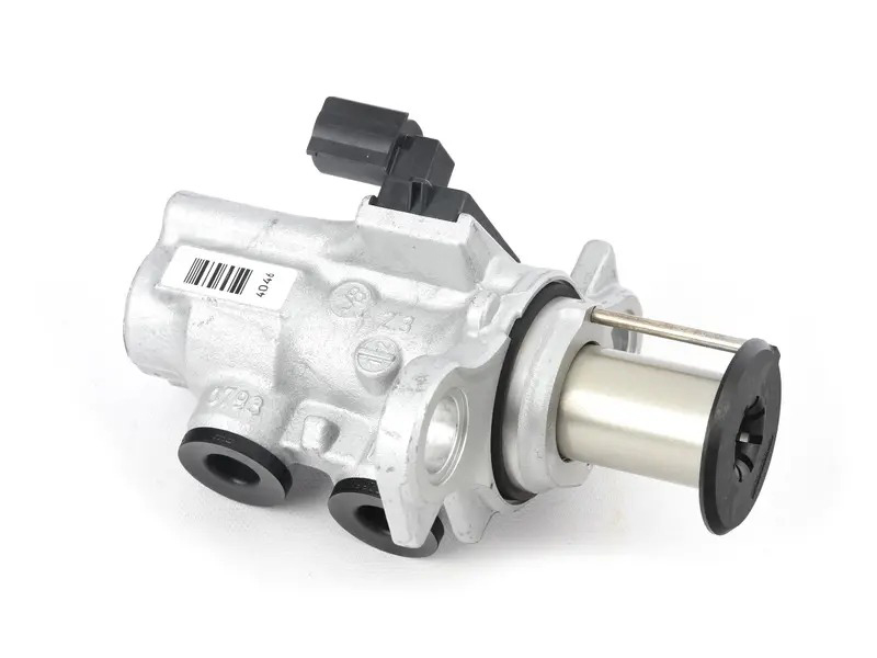 brake master cylinder 99135513084