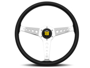 MOMO California heritage steering wheel