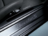 Seitenschwellerleisten in Edelstahl mit Logo. Porsche 987 Boxster - 98755198002, 98755198003, 98755198015, 98755198014