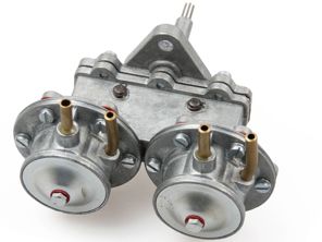 双燃油泵。保时捷 911 65-68 90110840100 - 90110840100 - FUE11.1.100, FUE111100