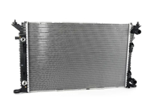 Radiateur eau / liquide de refroidissement. Porsche 95B.2 Macan 2.0L - 8K0121251AD, 8K0121251AH, 8K0121251AK, 8K0121251AK, 9A712125110 - CR910000P, CR910000S, CR912000P