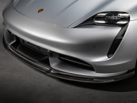 Vordere Stoßstangen-Canards aus hochglänzendem Carbon. Porsche 991 GT2 2017 bis 2019