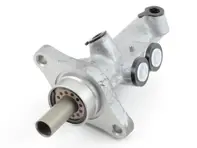 Maître-cylindre de frein. Porsche 955/957 Cayenne - 95535501520, 95535501500 - M85063