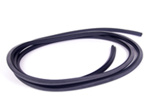 Rear tailgate seal. Porsche 924 / 944 / 968 - 94451204300, 94451204301 - URO-010127