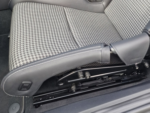 Fundas protectoras de travesaños laterales. Asientos individuales de carbono fijos Porsche 918 - 9GT881805A8YR, 9GT881805ABI0, 9GT881805AOG4, 9GT881805ALG0, 9GT881805AQL0, 9GT881806A8YR, 9GT881806ABI0, 9GT881806AOG4, 9GT881806ALG0, 9GT881806AQL0