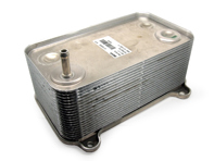 Kühlerölkühler am Motor. Porsche 996 TURBO / 996 GT2 / 996 GT3 - 99610702571, 99610702573