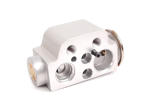 Air con expansion valve. Porsche 955 Cayenne - 95557231901, 8UW 351 239-761 - AVE124000P