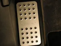 Pedal muerto Rennline perforado. Porsche 955/957 Cayena - P18