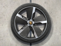 Diseño exclusivo Taycan de 21' con aeroblades en llantas de aleación de carbono y neumáticos de verano Original Porsche - 9J1073660S