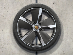 21' Taycan Exclusive Design met aeroblades in carbon lichtmetalen velgen & zomerbanden Origineel Porsche - 9J1073660S