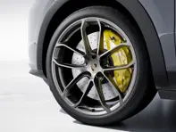 Front 22-inch GT Design Alloy wheel, in Platinum Satin-matt. Porsche 9YA / 9YB Cayenne - 9Y3601025APOB5, 9Y3601025BAOB5
