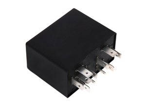 辅助风扇继电器。保时捷 944 / 968 - 94461510405, 94461510404, 94461510403, 94461510401 - URO-018073, 1699200800