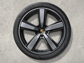 22' Cayenne  Exclusive Design  in black (high-gloss) alloy wheels and summer tyres Original Porsche - 9Y0044643R