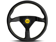 Volante MONTECARLO, con cuciture gialle e pulsante clacson - Momo - M11111785BKYER