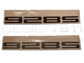 928 S - Insignia autoadhesiva. Porsche 928S - 92850533504, 92850533205