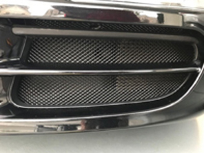 Kit rejilla lateral parachoques delantero malla metálica. Porsche 997 Gen 1