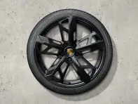 Set di ruote e pneumatici invernali da 21 pollici Cross Turismo, completamente verniciati in nero (lucido). Porsche Taycan (MK2) Cross Turismo 2024>> - 9J1073603LB - 9J1073603LB