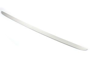 Sierlijst voor achterklep, Onder, in Platinum Silver Metallic. Porsche 958 Cayenne 2014 - 95851295502M7T