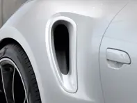 Lufteinlässe im hinteren Seitenteil. Porsche 992 Turbo/S - 992044825