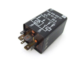 Seat belt / rear window heating relay. Porsche 944 85>> - 94461510201