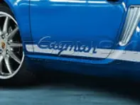 Seitenstreifen mit Modellbezeichnung. Porsche 987C Cayman - 98704480252, 98704480253