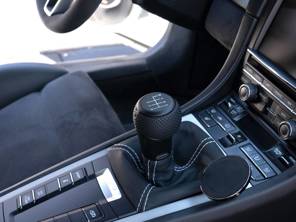 Gear knob with leather shift boot 7 speed. Porsche 991 / 992 - 99142407510, 99142407520, 99142407525, 99142407626 - PMKB-UB-7, PMKR-UB-7, PMKW-UB-7, PMKY-UB-7, PMKA-UB-7