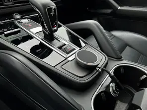 Draadloze telefoonoplader met Magsafe. Porsche 9YA Cayenne - 9Y0864051, 9Y0864051G0B, 9Y0864051A, 9Y0864051AG0B, 9Y0857950, 9Y0857950G0B, 9Y0857950E, 9Y0857950EG0B