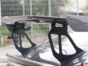 Porsche Cayman GT4 Achtervleugelsteunen