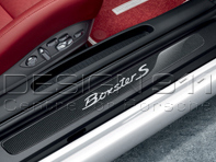 Listelli sottoporta in carbonio con logo. Porsche 981 Boxster / Listelli sottoporta in carbonio con logo, illuminati. Porsche 981 Boxster / 718 (982) Boxster - 98104480020, 98104480021