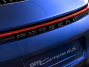 'PORSCHE' logotyp rear badge, in High-Gloss Black. Porsche 992 (911) - 99204481900041