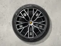 Set di ruote e pneumatici invernali Taycan Turbo S Aero Design da 20 pollici verniciati in nero (lucido). Porsche Taycan (MK2) Cross Turismo 2024>> - 9J1073603FF - 9J1073603FF