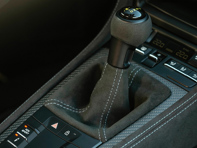 Kit de mise à niveau de bouton sport et de coffre PDK, Black Race-Tex / Coutures grises. Porsche 718 / 991.2 / 991 GT3 - 982713120APO2