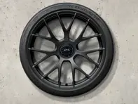 Set di ruote forgiate in magnesio da 20" 718 Cayman GT4 RS, in nero. Porsche originale - 98204460317