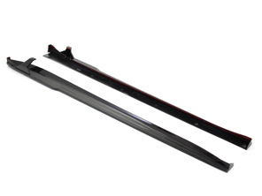 侧梁采用干碳纤维制成。991.1 & 991.2 C4 /C4S / Targa 4 / Targa 4S / GT3 - 991504595021E0, 991504596021E0, 991504595031E0, 991504596031E0 - ED-HAX90003