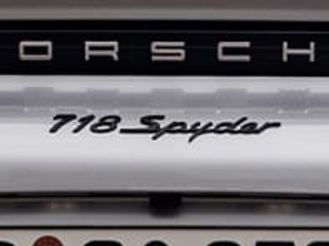 Badge arrière « Spyder » pour Porsche 718 (982) Boxster Spyder - 98204480083G2X