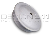 Front Wheel Hub Cap. Porsche 924 / 944 - 477405691D