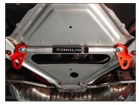 Estabilizador de subchasis trasero con amarres (delantero y trasero) de Rennline. Porsche 986 Boxster / 987 Cayman / 987 Boxster - E32.35.SB96, E3235SB96