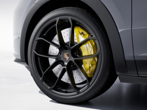 Rear 22-inch GT Design Alloy wheel, in Matt Black. Porsche 9YA / 9YB Cayenne - 9Y3601025APJE1, 9Y3601025BAJE1