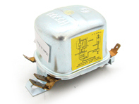 Regolatore di tensione per alternatore 420W. Porsche 912 >>1968 - 61660321200