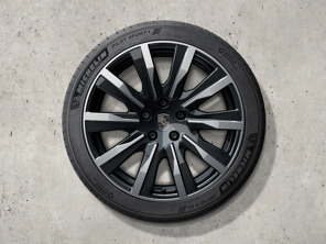 20-inch Taycan Tequipment Design summer wheel-and-tyre set, painted in Black (high-gloss). Porsche Taycan (MK2) 2024>> - 9J1073663HH - 9J1073663HH