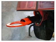 Crochet de remorquage rétractable Rennline. Porsche 964/993 (Arrière) 944 (Avant) - E67