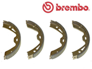 Handbrake shoes (set of 4). Porsche Panamera 970 / 981 Boxster / 981C Cayman / 991 Carrera - 97035299300, 97035299301, 97035299302, 298698533, 971698533, 971698533C, 971698533E, 971698533AA, 971698533D