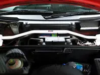 Puntone anteriore Brace. Porsche 987 Boxster - Ultra Racing - TW21860, TW2-1860