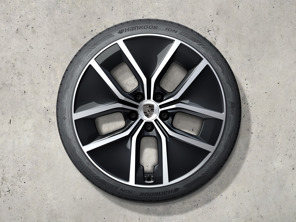 Ensemble jantes et pneus d'été Aero Design de 21 pouces. Porsche Taycan (MK2) 2024>> - 9J1073663AA - 9J1073663AA