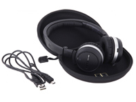 Porsche Bluetooth®-Kopfhörer. Porsche - 97055831600, 97055831800