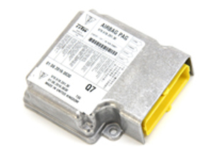 Airbag-Steuergerät. Porsche 970 MKI - 97061820130, 97061820129, 97061820128, 97061820127, 97061820126, 97061820125, 97061820124, 97061820123